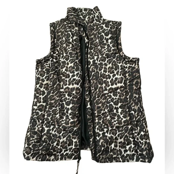 NWOT! Animal Print Puffer Vest Jacket (Small) - Picture 2 of 6